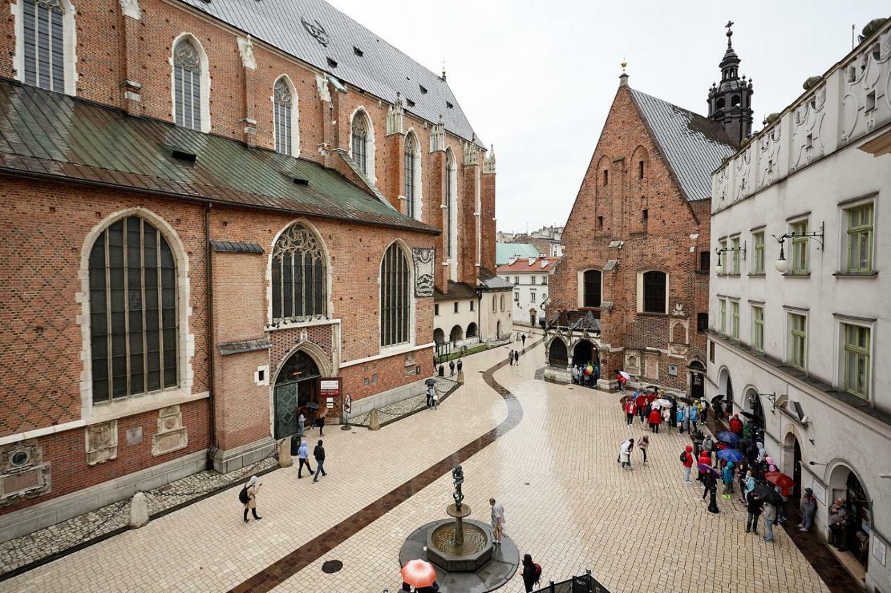 דירות קרקוב Plac Mariacki 8 מראה חיצוני תמונה
