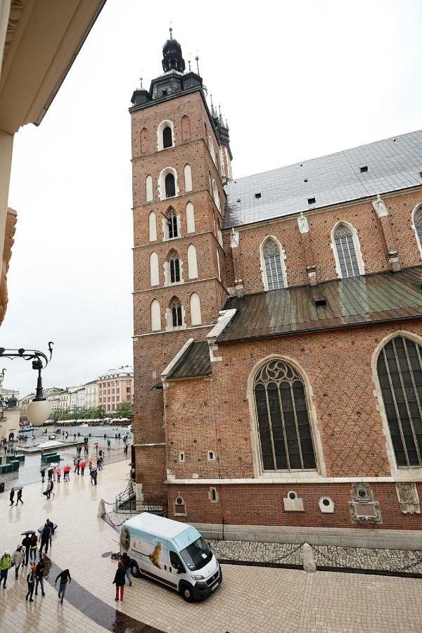 דירות קרקוב Plac Mariacki 8 מראה חיצוני תמונה